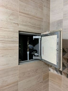 Люк под плитку Секрет 3.0 500*900 Люк под плитку Секрет 3.0 500*900