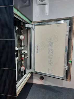 Люк под плитку Секрет 3.0 500*900 Люк под плитку Секрет 3.0 500*900