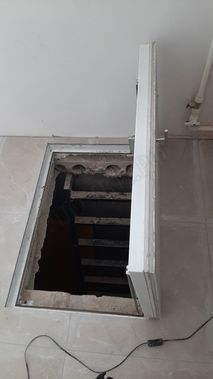 Напольный люк Самоподъемный Невидимка уголок 2 створки Напольный люк Самоподъемный Невидимка уголок 2 створки